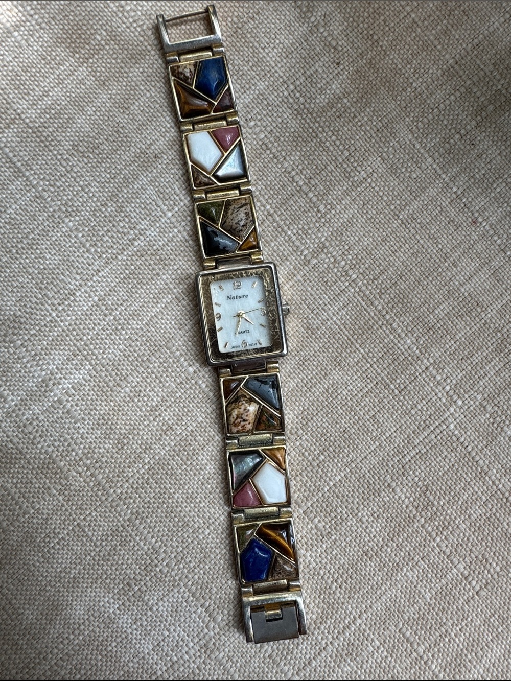 Vintage Nature Quartz Watch - new battery needed
